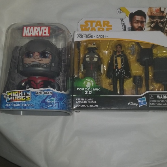 Two set of star warships and a marvel might muggs - Picture 6 of 7